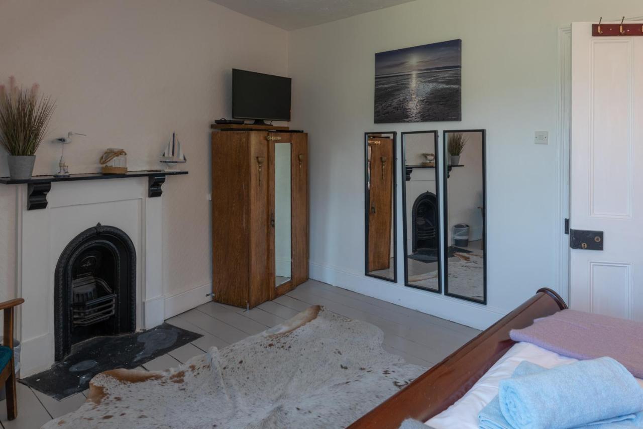 Belmont Villa - 4 Bed - Hot Tub Additional Cost - Sleeps 10-Tjs22Bv Ilfracombe Buitenkant foto